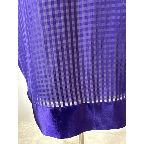 Victorias Secret Sheer Button Down Sleeveless Top - Picture 5 of 9